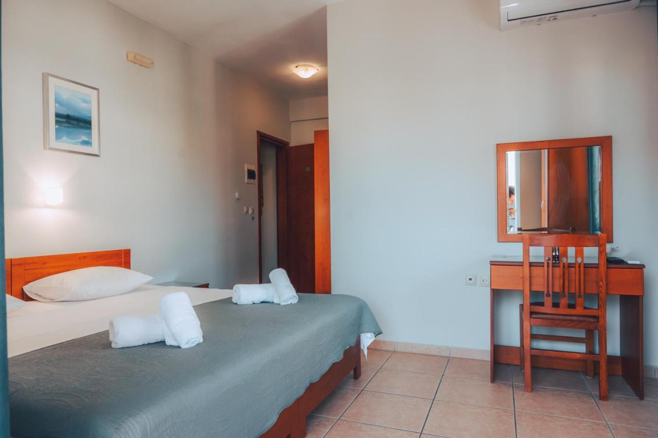 Dionysos Rooms Olympiakí Aktí Eksteriør billede