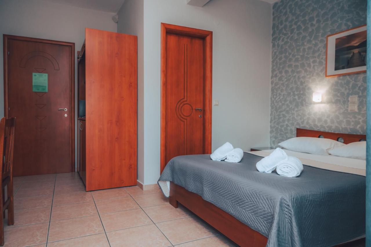 Dionysos Rooms Olympiakí Aktí Eksteriør billede